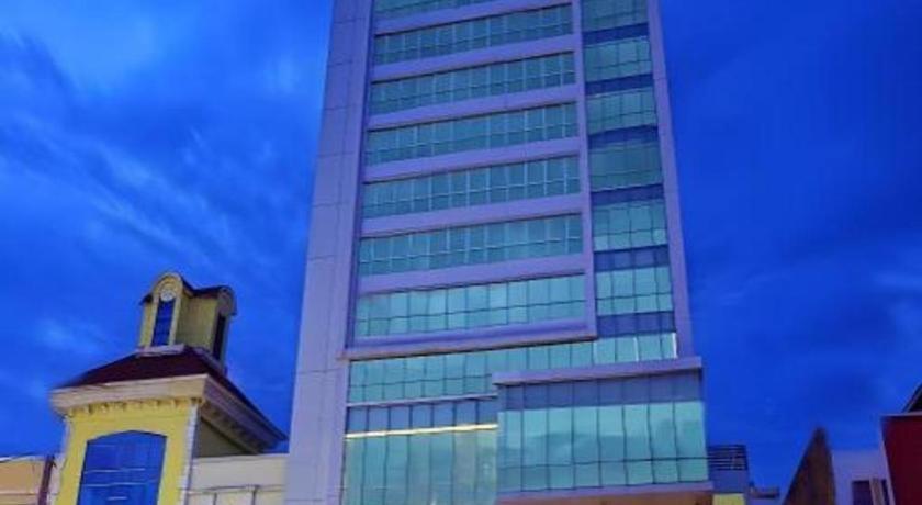 Hotel Horison Ultima Semarang Extérieur photo